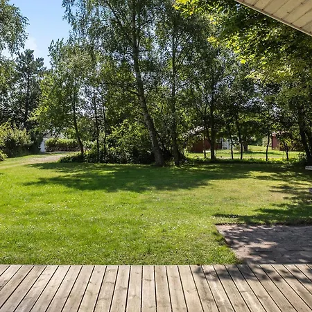 Gulspurvevaenget Xii Хамбл