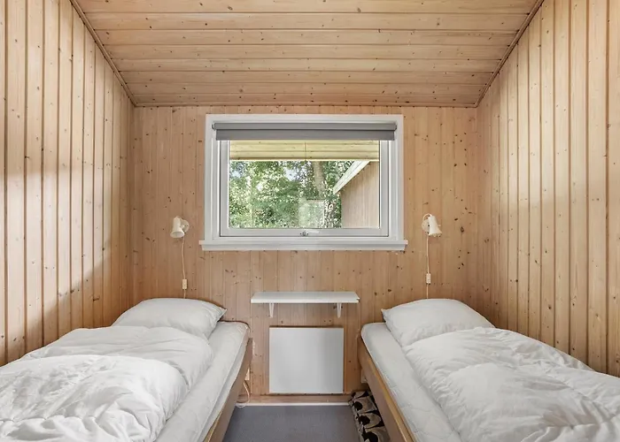 Gulspurvevaenget Xii Nordenbro Vesteregn